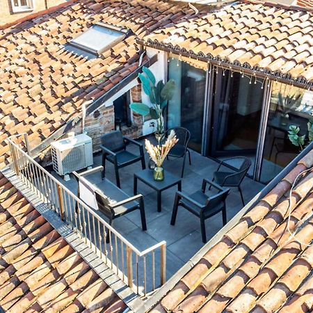 Centro storico-elegante appartamento con terrazza Asti Esterno foto