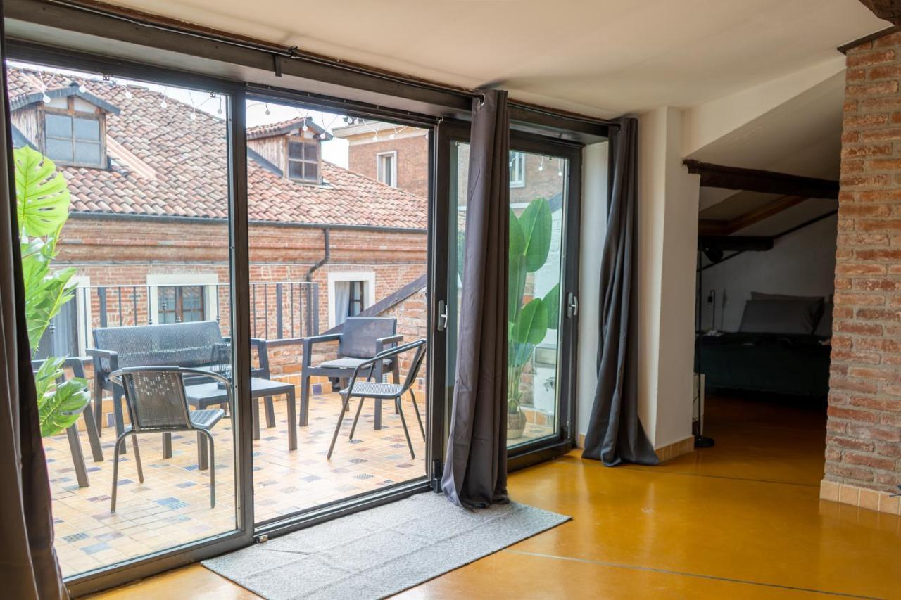 Centro storico-elegante appartamento con terrazza Asti Esterno foto