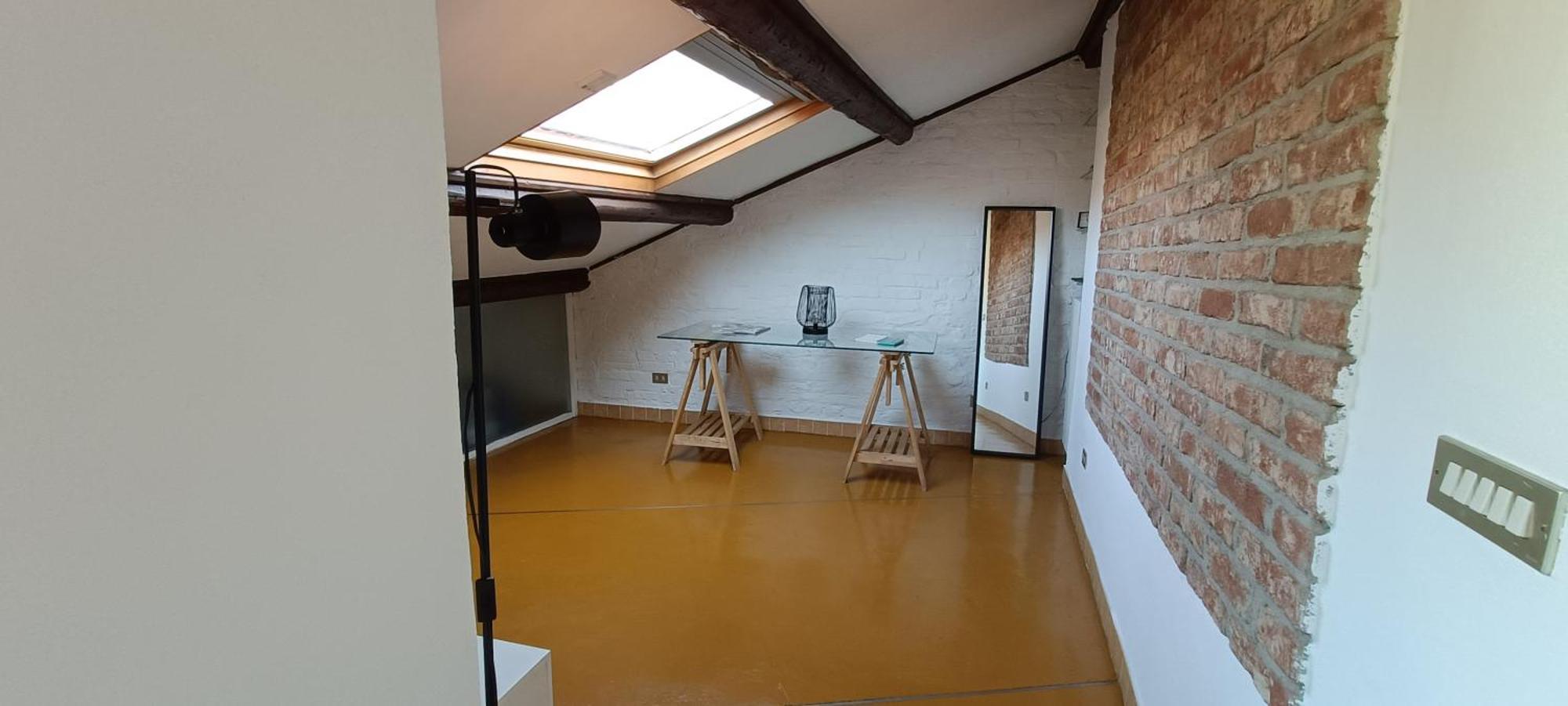 Centro storico-elegante appartamento con terrazza Asti Esterno foto