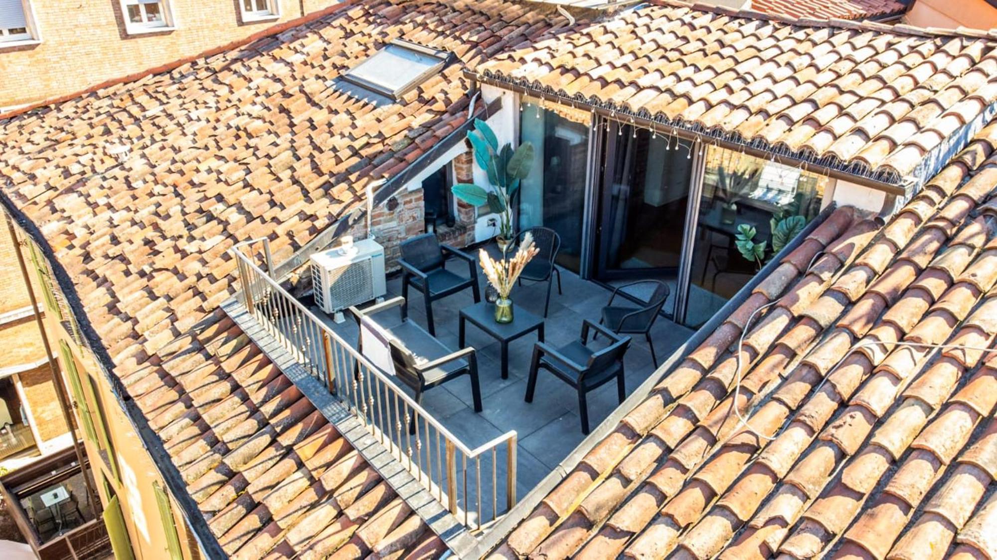 Centro storico-elegante appartamento con terrazza Asti Esterno foto